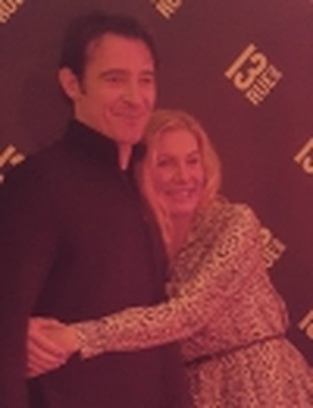 elizabeth_mitchell_gia_premiere_1998_28129.JPG