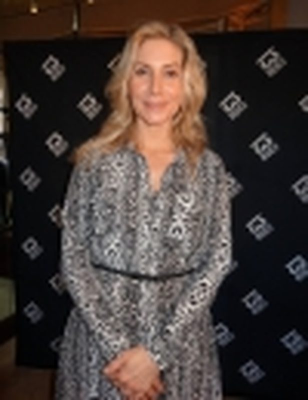 elizabeth_mitchell_jennifer_garner_gia_premiere_1998_28329.jpg