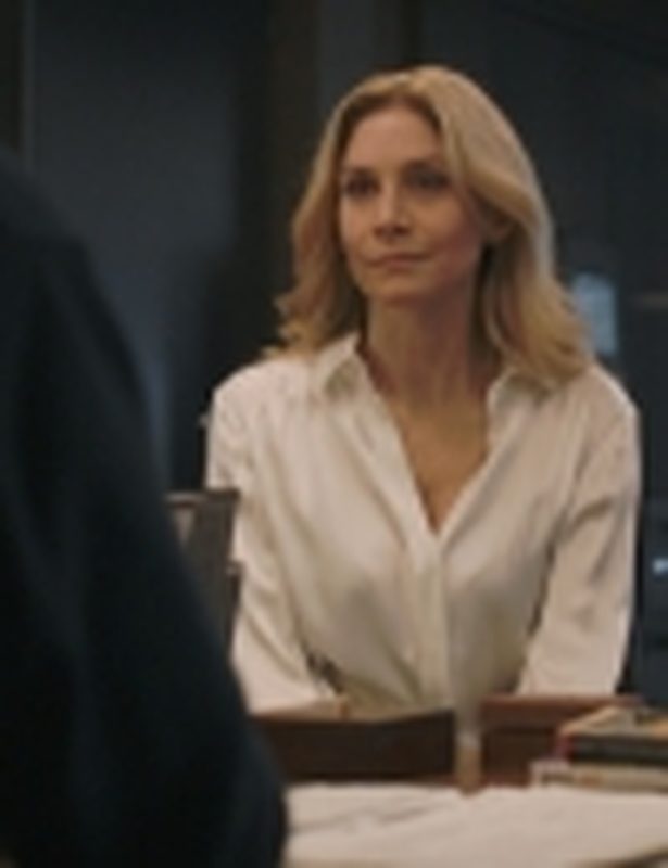 Revolution 2x21 Stills of Elizabeth Mitchell as Rachel Matheson